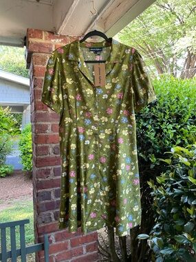 Green Floral Short Sleeve Shirt Dress by Princess Highway.